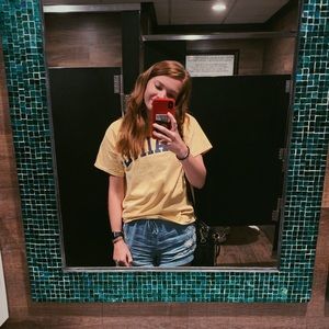 Meet your Posher, Breanna